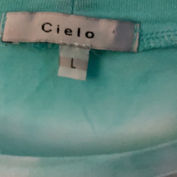 Cielo stretch open back tie dye shirt - Picture 4 of 4